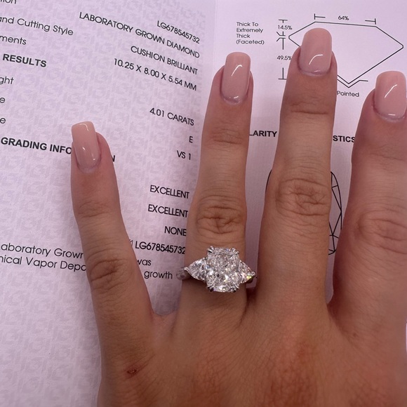 4.01 carat E VS1 elongated cushion with trillion side diamonds engagement ring - Picture 6 of 10